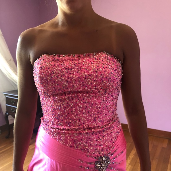 Tiffany prom dress - Picture 6 of 11